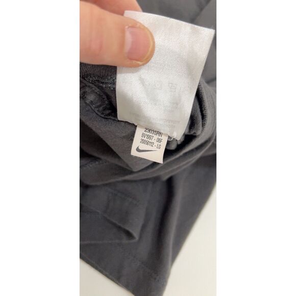 Vintage Nike Circa 72 Graphic T-Shirt. Size L. - Picture 8 of 8